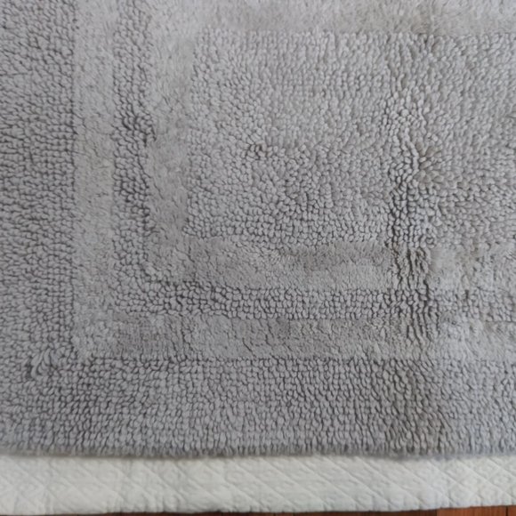 Hudson Park Bath Rug - Picture 4 of 10